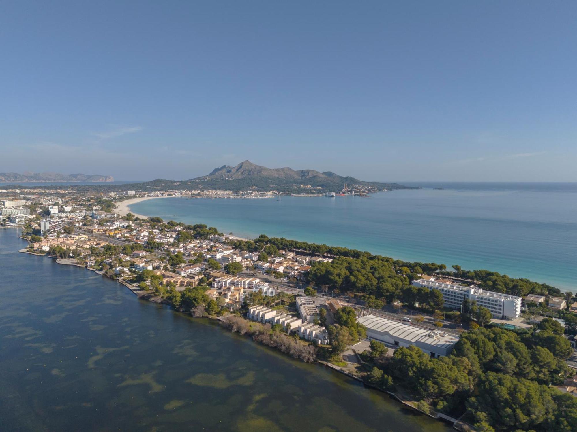 Villa Pam Beach House Playa De Muro - 200M To Beach With Hot Tub Alcúdia Buitenkant foto